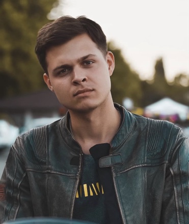 Дмитрий Новиков